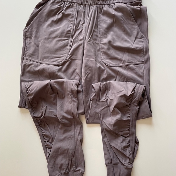 Lululemon Dance Studio joggers - Picture 2 of 2